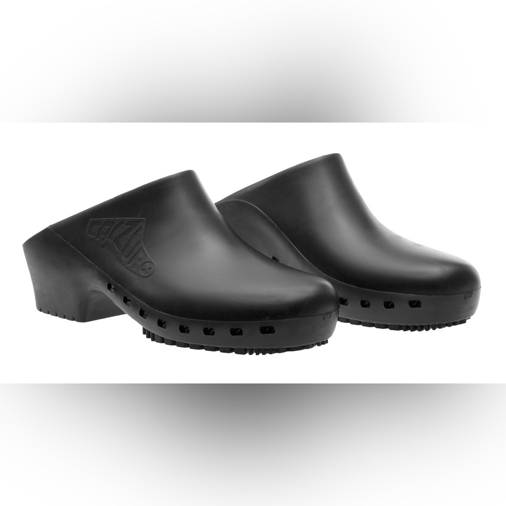Calzuro classic clogs without holes, with white straps